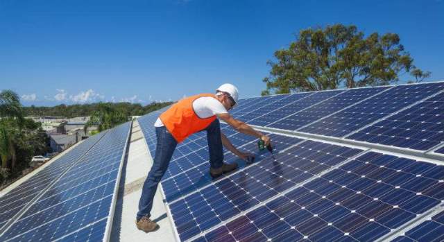 Energía solar fotovoltaica se posiciona como fuerte alternativa a las tradicionales plantas eléctricas
