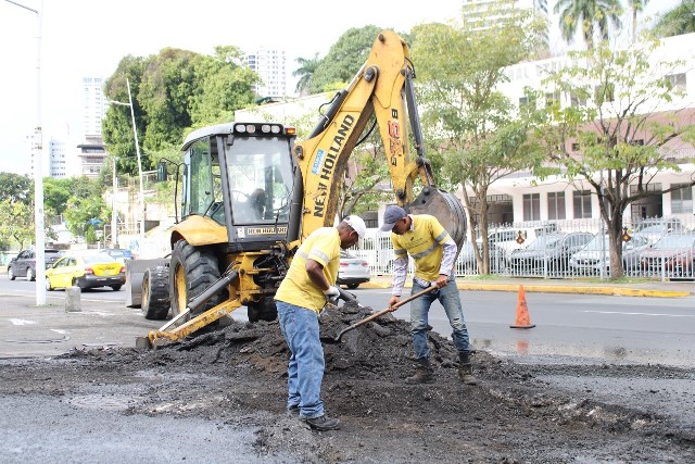 Ministerio de Obras Públicas avanza con el operativo de verano en diversos sectores del distrito de Panamá