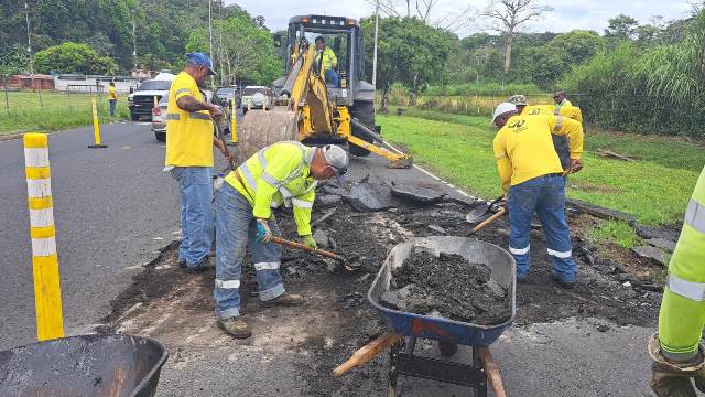 Ministerio de Obras Públicas mantiene trabajos en Coclé y Veraguas