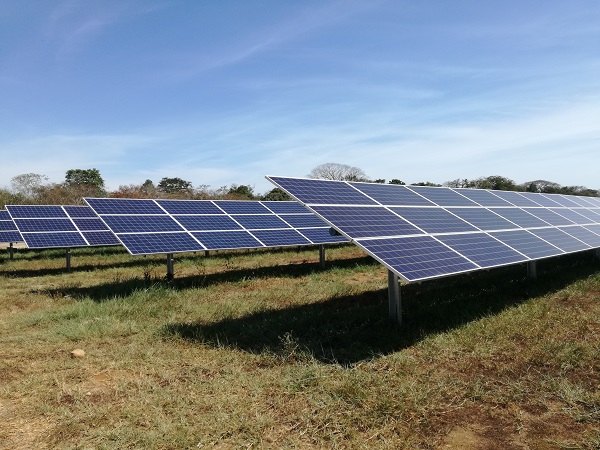 Construcción y operación de Parque de Generación de Energía Fotovoltaica