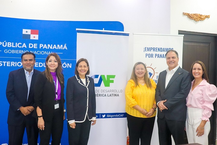 CAF apoya la implementación de plan piloto de enseñanza de cultura empresarial en escuelas oficiales de Panamá