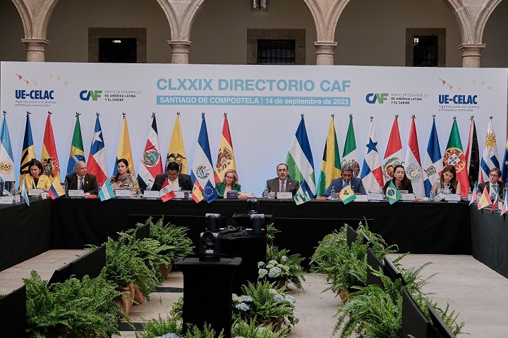 CAF apoya el liderazgo de Panamá en políticas de transición energética y ambiental con crédito de USD 200 millones