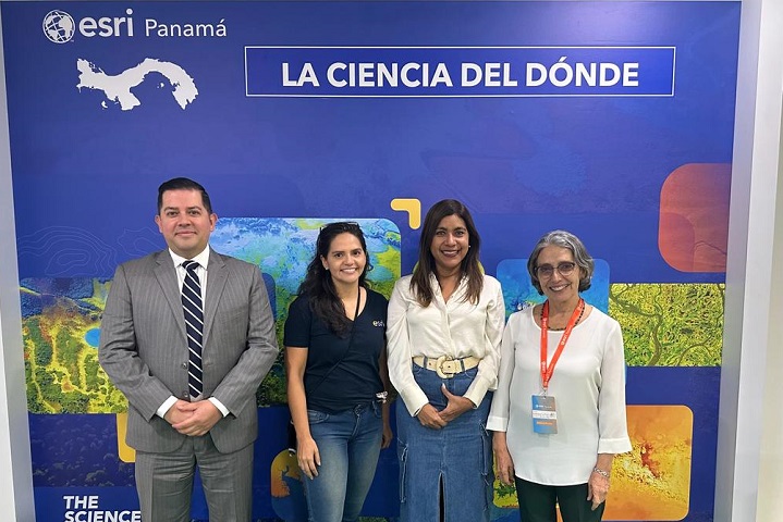 El encuentro nacional de tecnología geoespacial “CUE2023 de Esri” finaliza con buenas noticias para Panamá