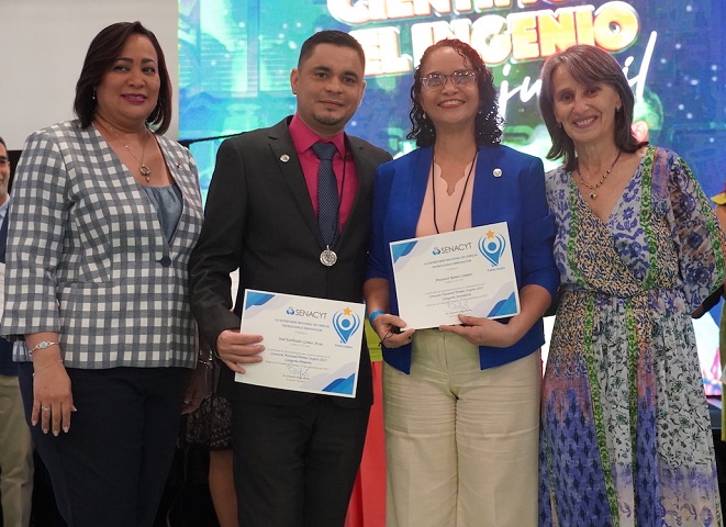 SENACYT y el Meduca premian a jóvenes científicos y a docentes inspiradores