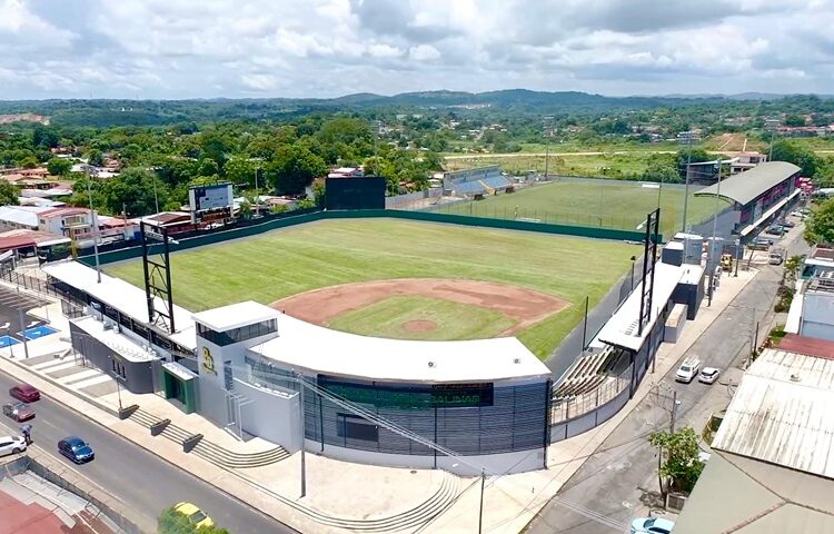 Presidente Cortizo Cohen realiza entrega formal de instalaciones deportivas en Panamá Oeste