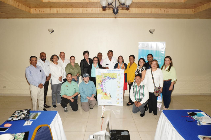 Ocho Municipios de Panamá Anuncian Histórica Alianza para el Desarrollo Sostenible de la Bahía de Parita