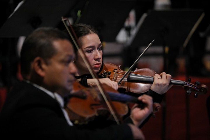 Orquesta Sinfónica se luce con concierto de música sacra para conmemorar la Semana Mayor