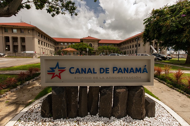 Canal de Panamá informo sobre mantenimiento en equipos que alimentan de agua cruda a la Potabilizadora de Miraflores
