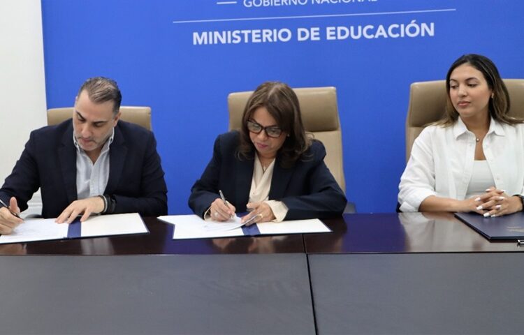 MEDUCA: Firman convenio de cooperación para promover la educación ambiental