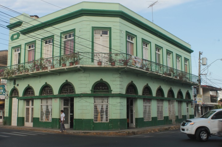 La rápida expansión urbana amenaza con degradar los centros urbanos de Panamá