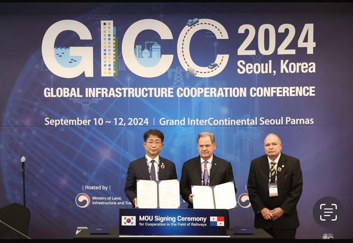 Ministro Andrade testigo de importante acuerdo en la Conferencia Global de Infraestructura 2024 en Corea del Sur